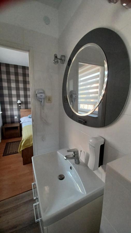 Villa Karo Leba Bagian luar foto